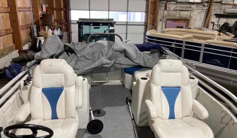 2014 JC Neptoon Sport TT 23’w/115 Mercury full